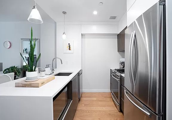 4th image of 2100 Bedford Ave #2C