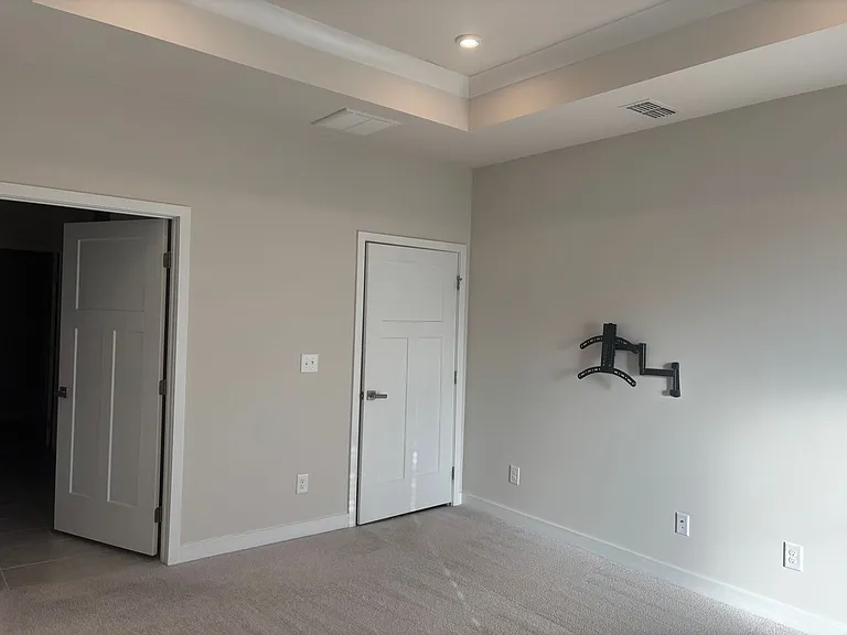 717 Hazel Way — Photo 13