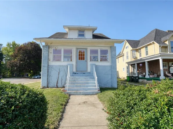 232 Trenton Ave, Uhrichsville, OH 44683