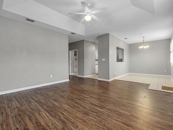 3rd image of 1652 Corey Wood Cir