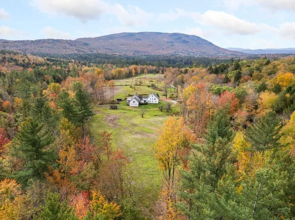 389 Cobble Hill Road, Londonderry, VT 05148