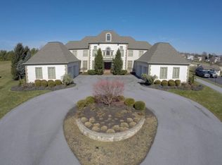 1491 Ironstone Dr, East Earl, PA