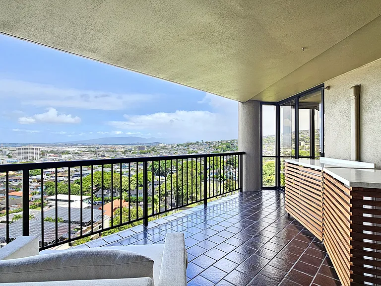 2101 Nuuanu Ave #I1204 — Photo 38
