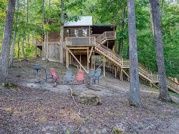 2nd image of 202 Getaways Rd