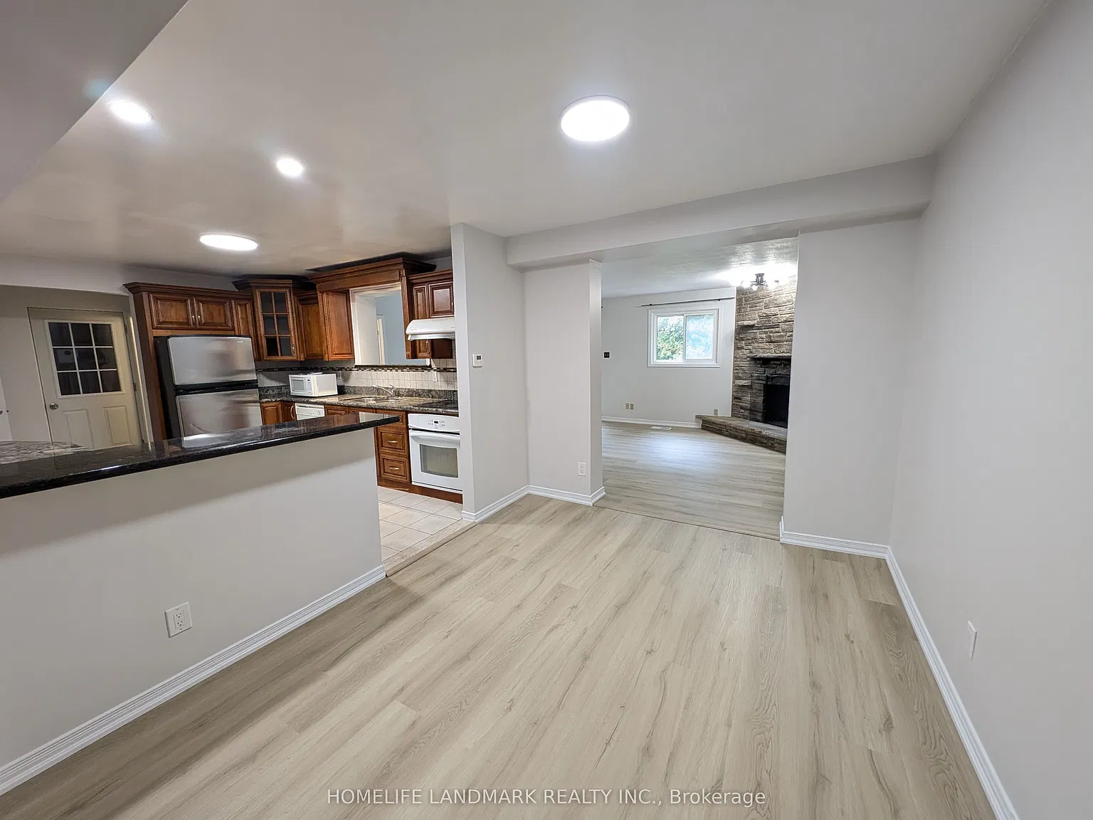 4 bed, $3,800 — Photo 4