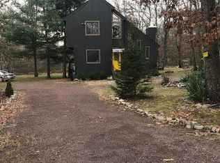 248 Haystack Rd, Henryville, PA 18332