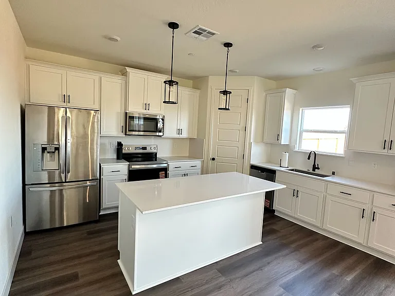 752 Stephanie Dr #2 — Photo 10