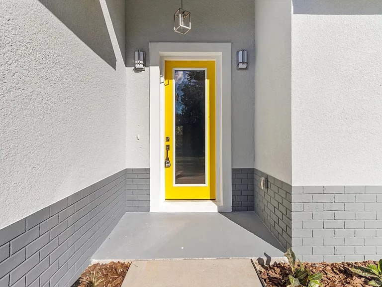 2021 W Alhambra Dr — Photo 6