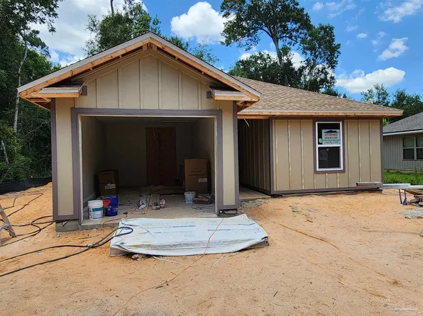 6692 Jasmine St, Milton, FL 32570