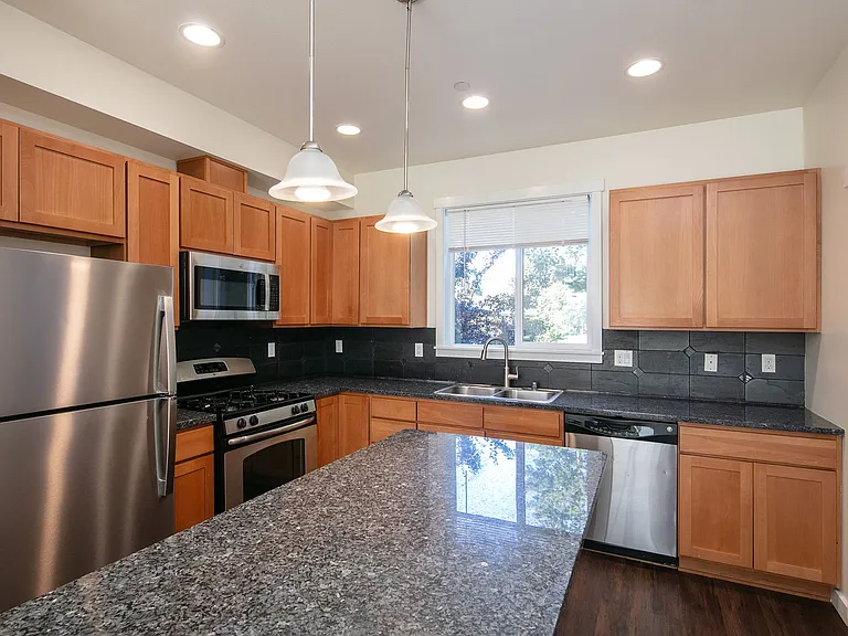 Ormonde Gate Apartments — Photo 1