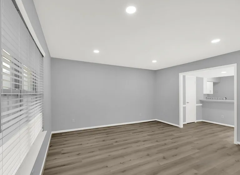 515 Tallowood Rd — Photo 7