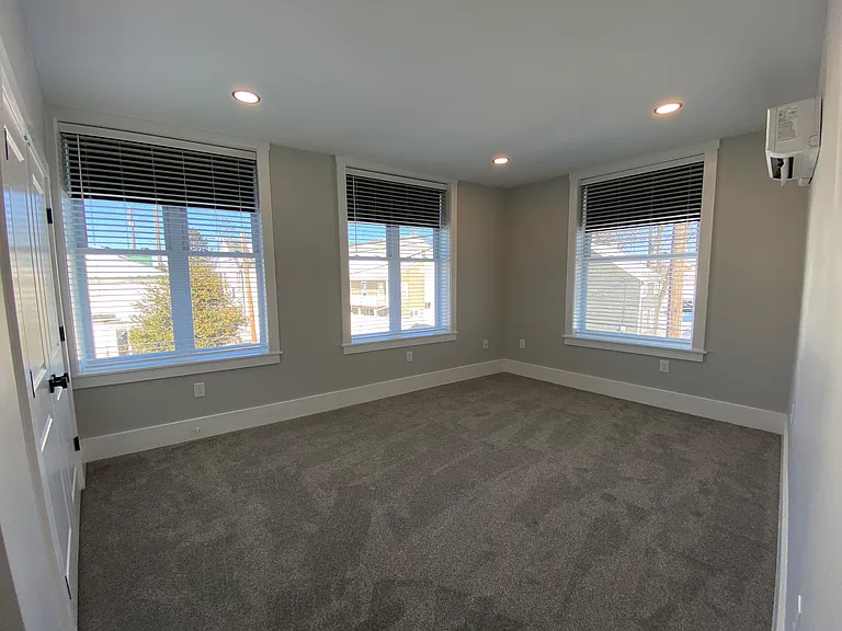 219 N Hanover St #3 — Photo 8