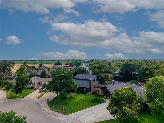 4th image of 2528 Brush Creek Cir