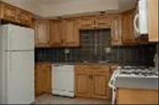 3rd image of 1107 Holiday Ln APT 18