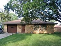 2nd image of 505 N Weston Ave