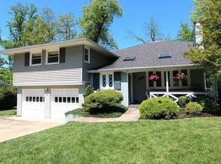 9020 Brierly Rd, Chevy Chase, MD 20815