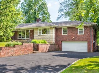 45 Mill St, Fairfield, NJ 07004