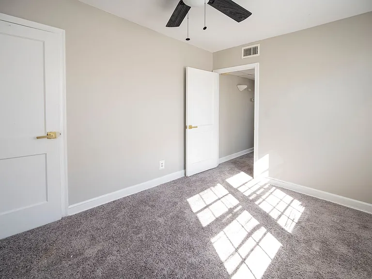 1325 E Wadsworth Ave — Photo 4