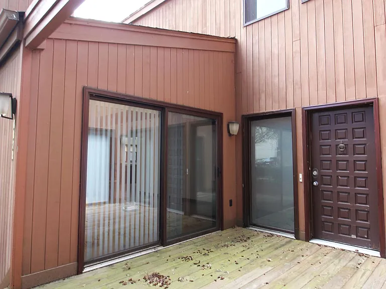 6872 Melrose Dr — Photo 51