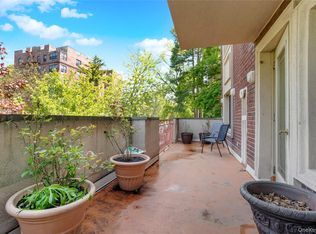 17012 Highland Ave APT 203, Jamaica, NY 11432