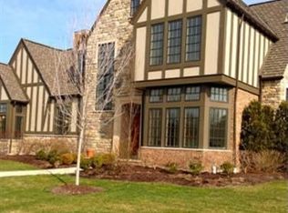39479 Tudor Dr, Willoughby, OH 44094