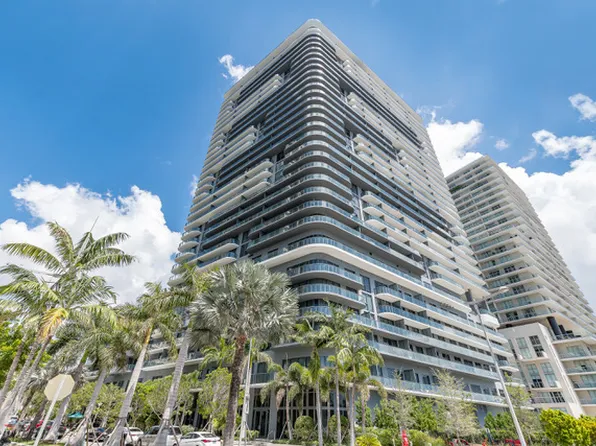 121 NE 34th St, Miami, FL