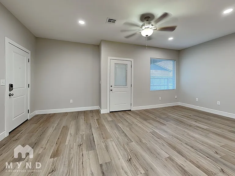 5791 E Bristol St #5791 — Photo 7