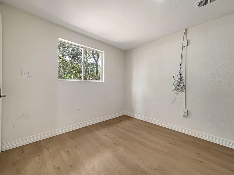 411 Avenue A #2 — Photo 11