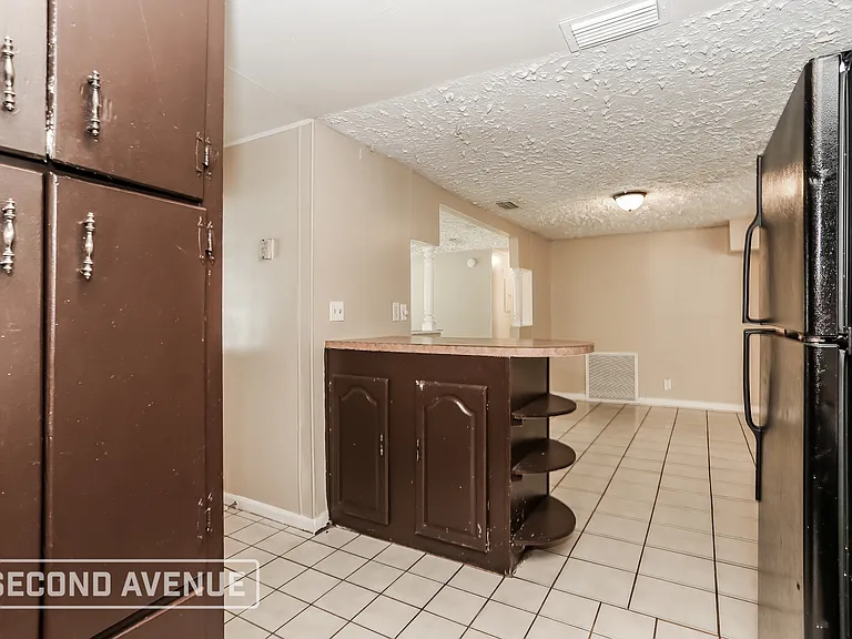 7938 Lake Park Ct — Photo 7