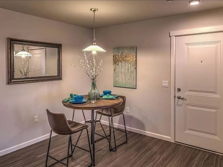20720 Empire Ave — Photo 14