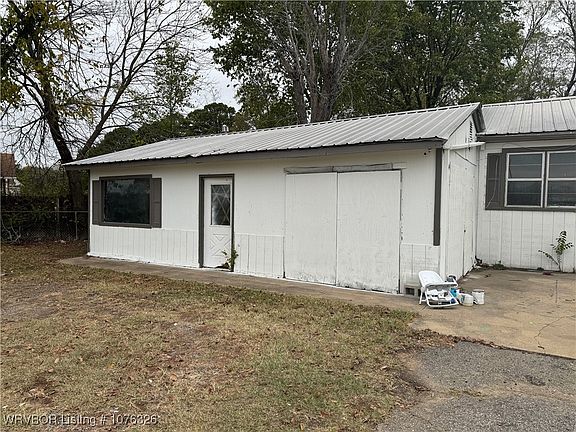 3rd image of 4807 Alma Hwy