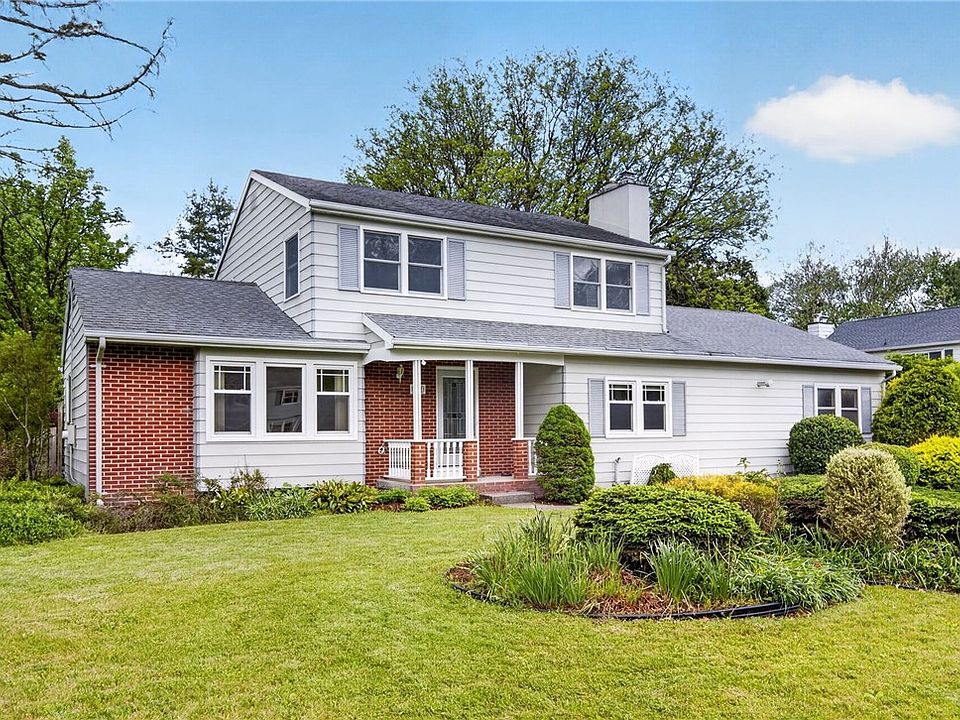 1st image of 311 Winthrop Dr