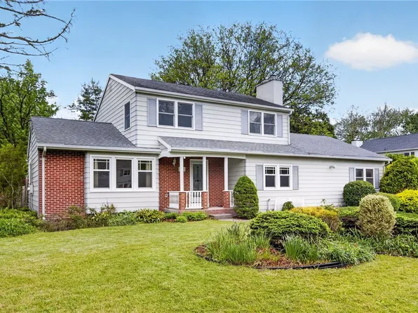 311 Winthrop Dr, Ithaca, NY 14850