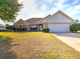 1600 Hyde Park Blvd, Cleburne, TX 76033