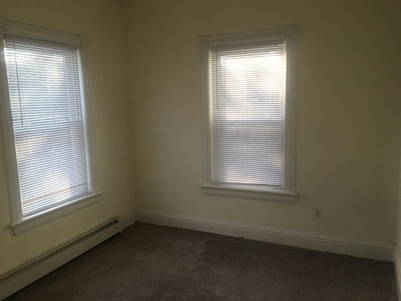 4th image of 26 Elmwood Ave #2