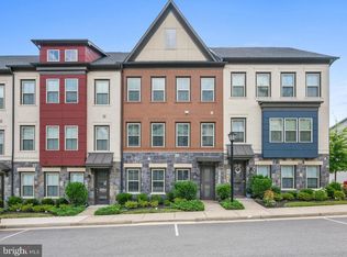 7841 Olivet Ct, Alexandria, VA 22315