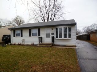 3028 Hopkins St, Steger, IL 60475