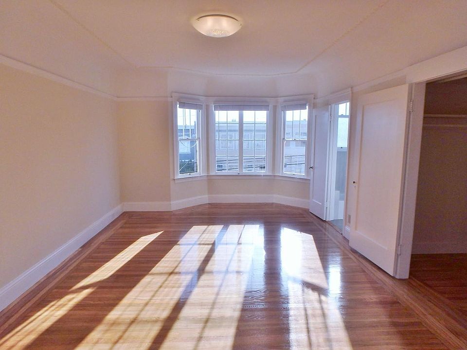 1st image of 636 33rd Ave APT 6