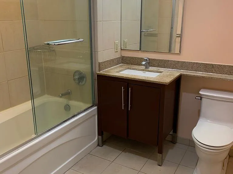 20 Newport Pkwy — Photo 11