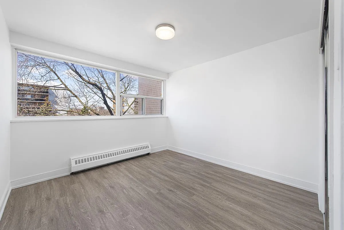 25 Eva Road — Photo 3