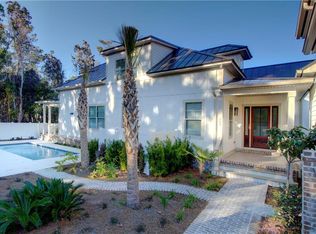 4302 8th St, Saint Simons Island, GA 31522