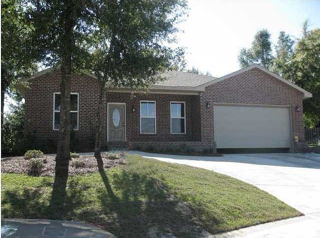 1st image of 119 Trailwood Dr