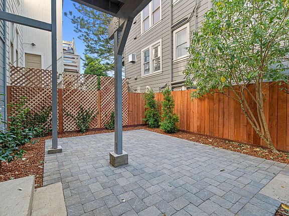 5th image of 1603 Noe St