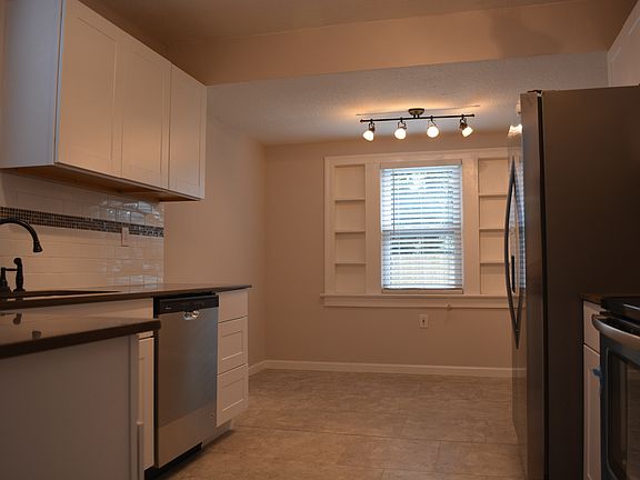 4th image of 4552 Polaris St
