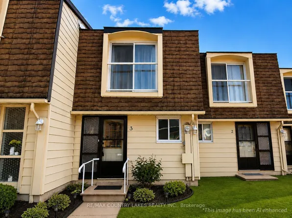 4 Paradise Blvd #3, Ramara, ON L0K 1B0