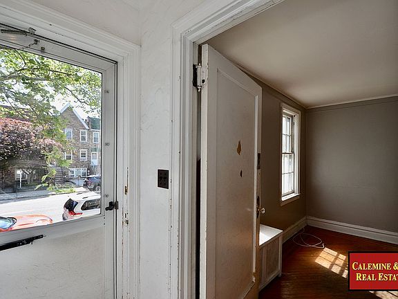 2nd image of 2064 Coyle St