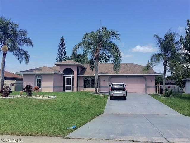 1st image of 39 NE 9th Pl