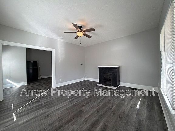 3rd image of 926 A St #A