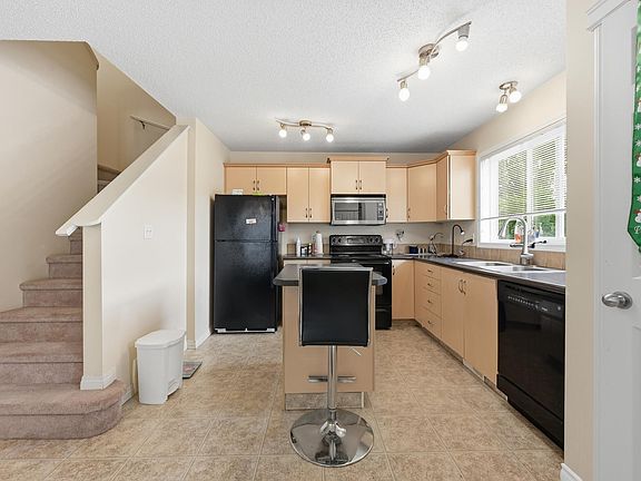 4th image of 1516 76th St SW