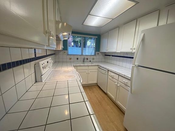 3rd image of 4253 Sea Pines Ct